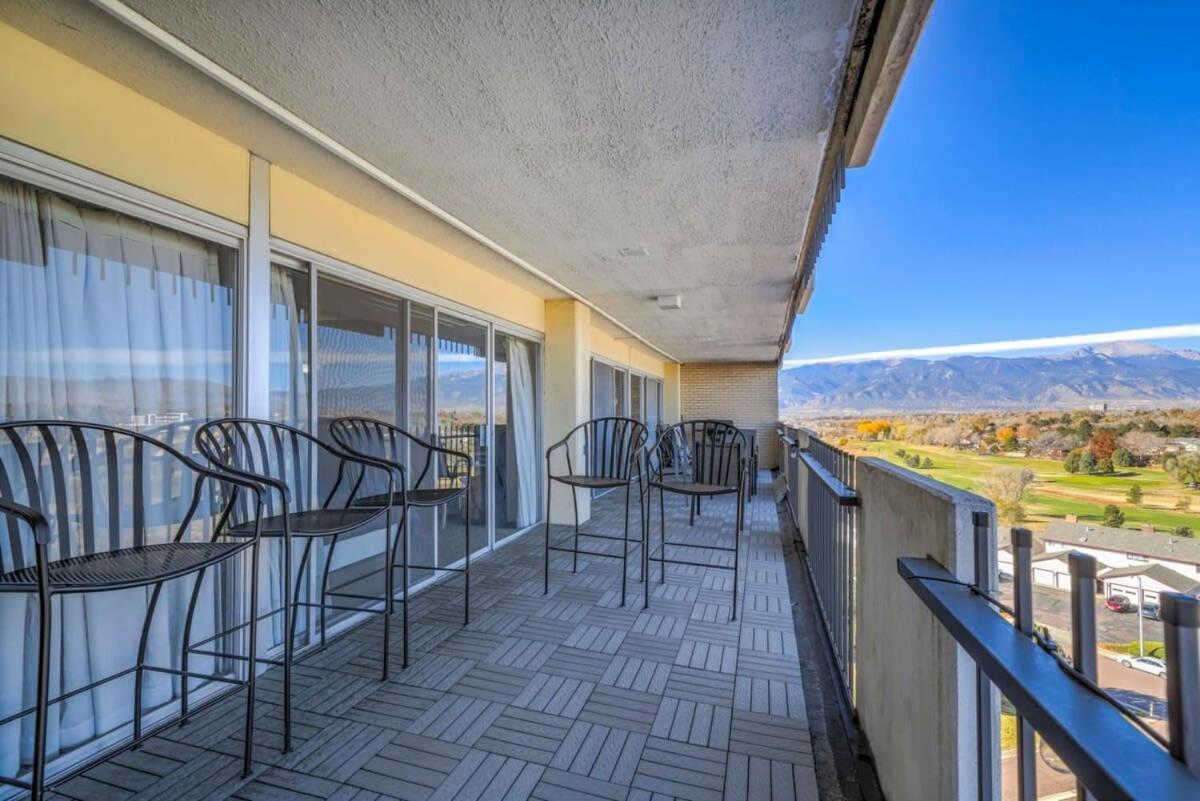 2Bd Luxury Condo Cocktail Lounge Beautiful Views Colorado Springs Exterior photo